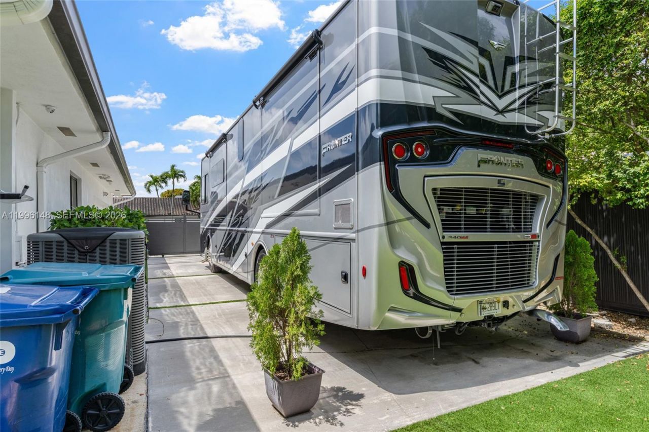 10625 SW 79th Pl, Miami, FL 33156 Photo