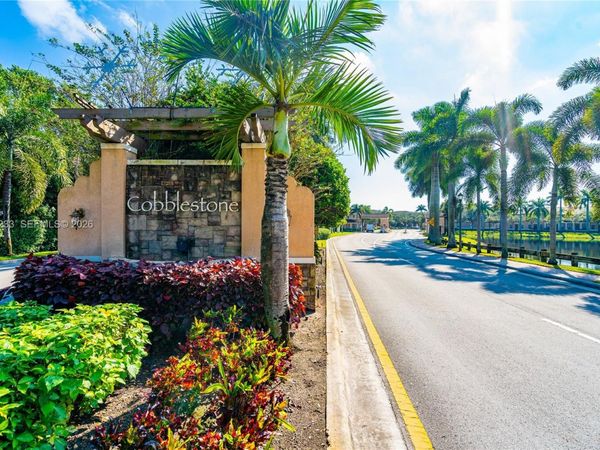 14749 SW 9th St , Unit 3110, Pembroke Pines, FL 33027