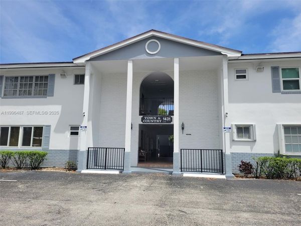 1431 S 14th Ave, Unit 114, Hollywood, FL 33020