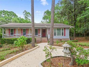 2965 Longleaf Drive, Mobile, AL 36693