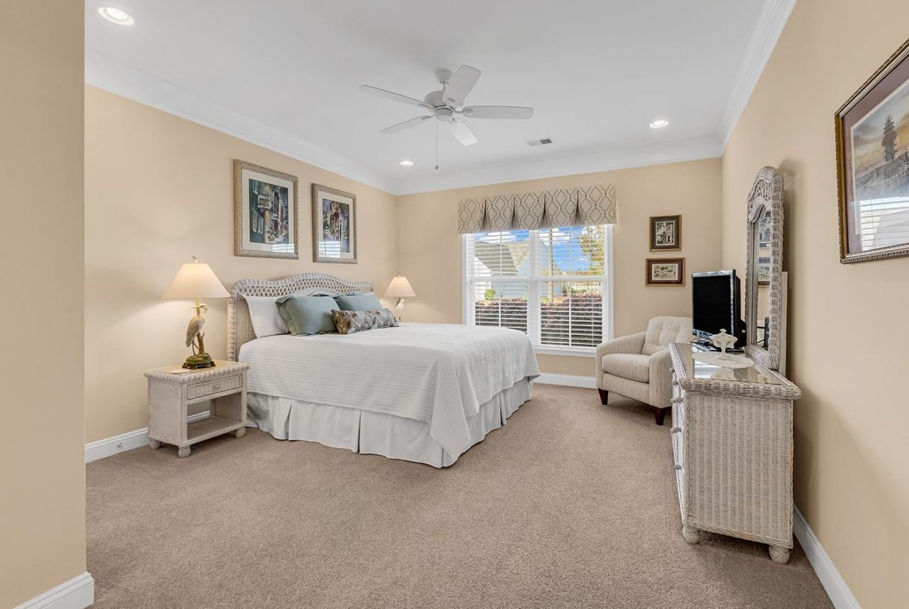 6089 Trieste St. Photo 18