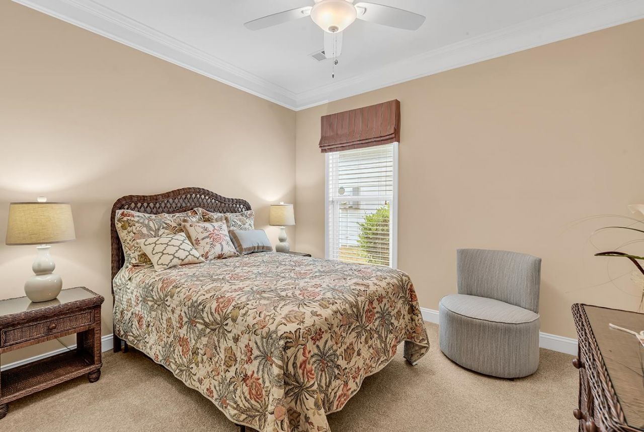 6089 Trieste St. Photo 21