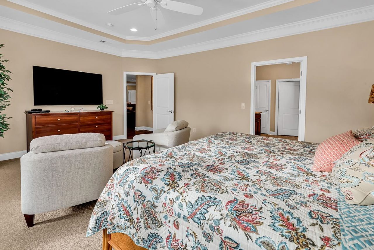 6089 Trieste St. Photo 23