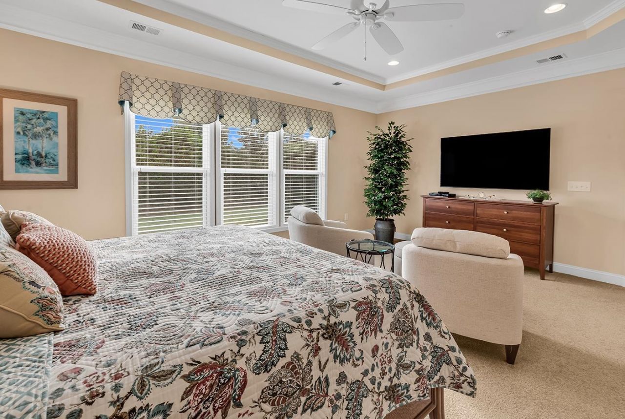 6089 Trieste St. Photo 24