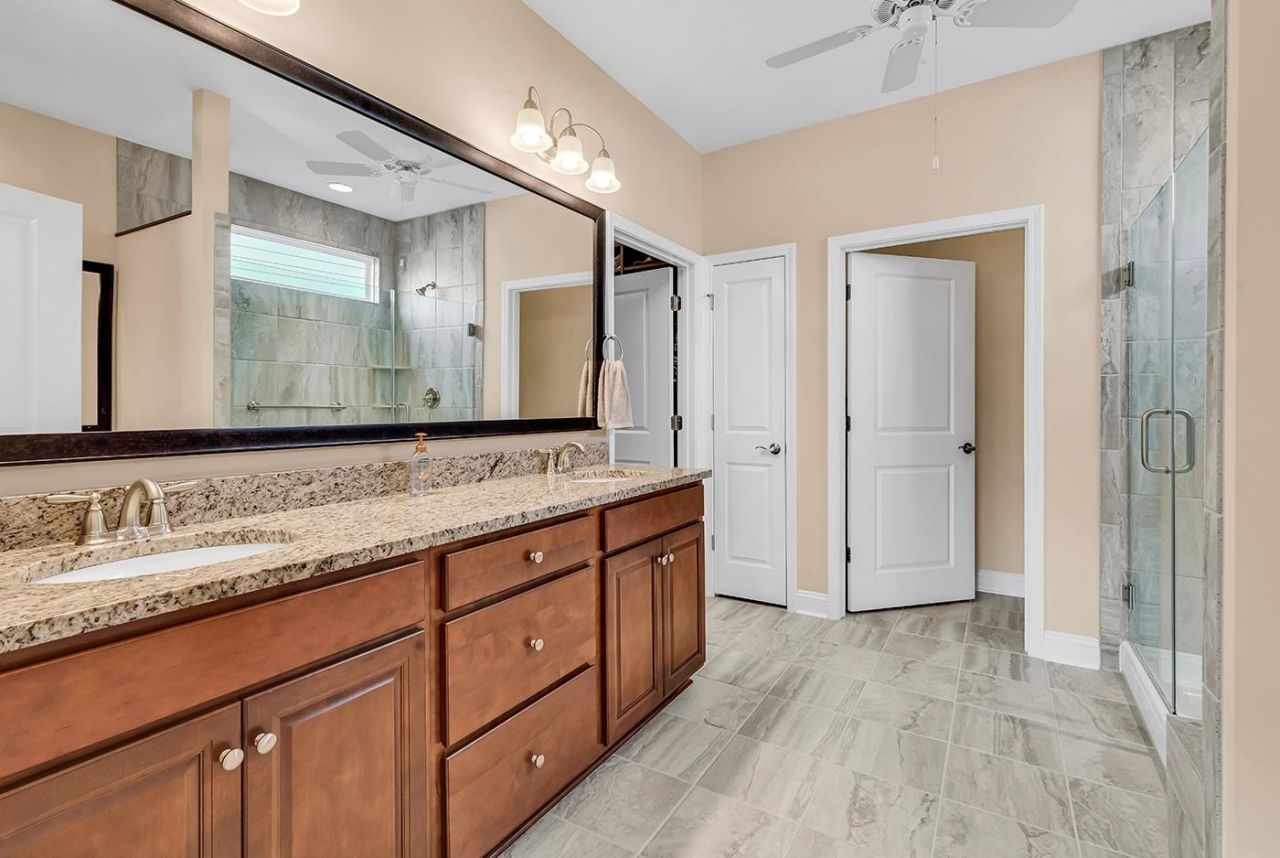 6089 Trieste St. Photo 26