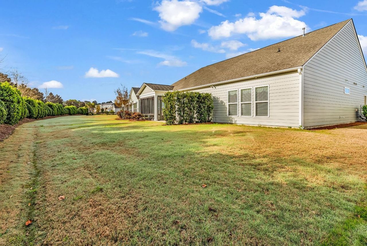 6089 Trieste St. Photo 32