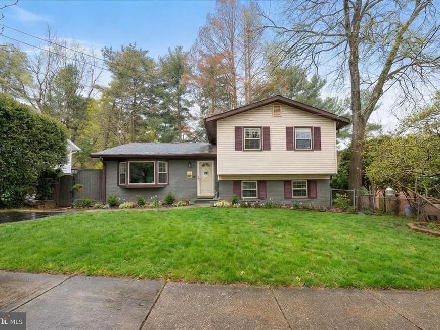 903 Leverton Road, Rockville, MD 20852 Main Photo