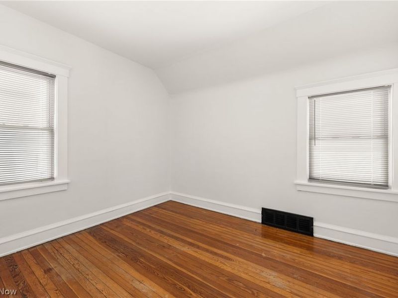 3110 W 111th Street, Cleveland, OH 44111 Photo 13