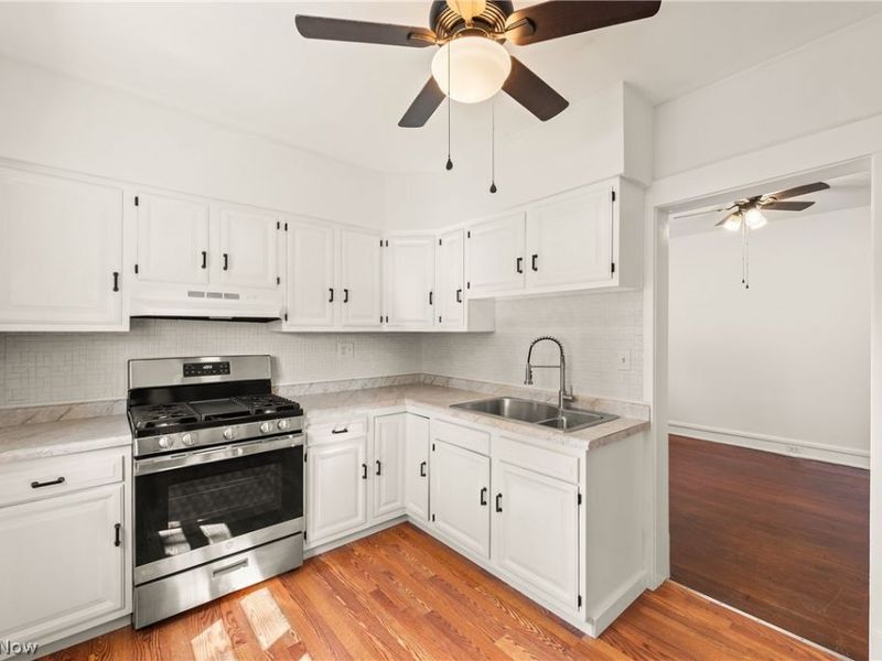 3110 W 111th Street, Cleveland, OH 44111 Photo 18