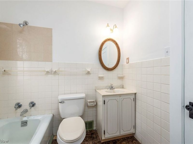 3110 W 111th Street, Cleveland, OH 44111 Photo 27