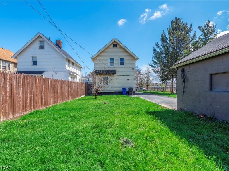 3110 W 111th Street, Cleveland, OH 44111 Photo 36