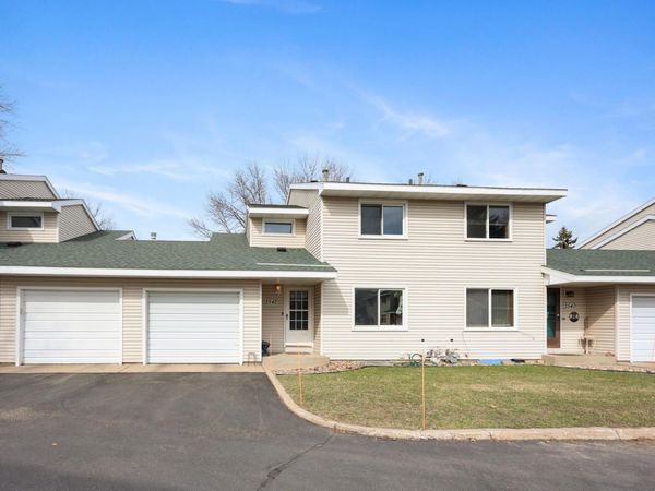 2542 Stearns Way , Saint Cloud, MN 56303