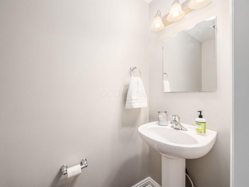 141 N 21st Street, Columbus, OH 43203 Photo 20