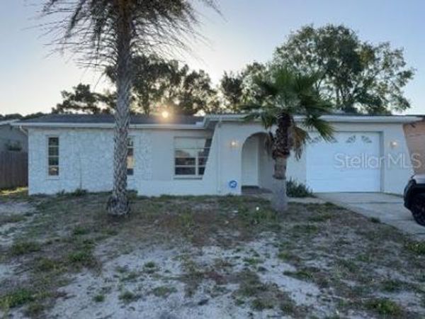 9244 BARRINGTON LANE , PORT RICHEY, FL 34668