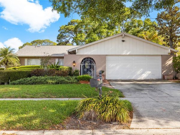 7001 TWELVE OAKS BOULEVARD, TAMPA, FL 33634