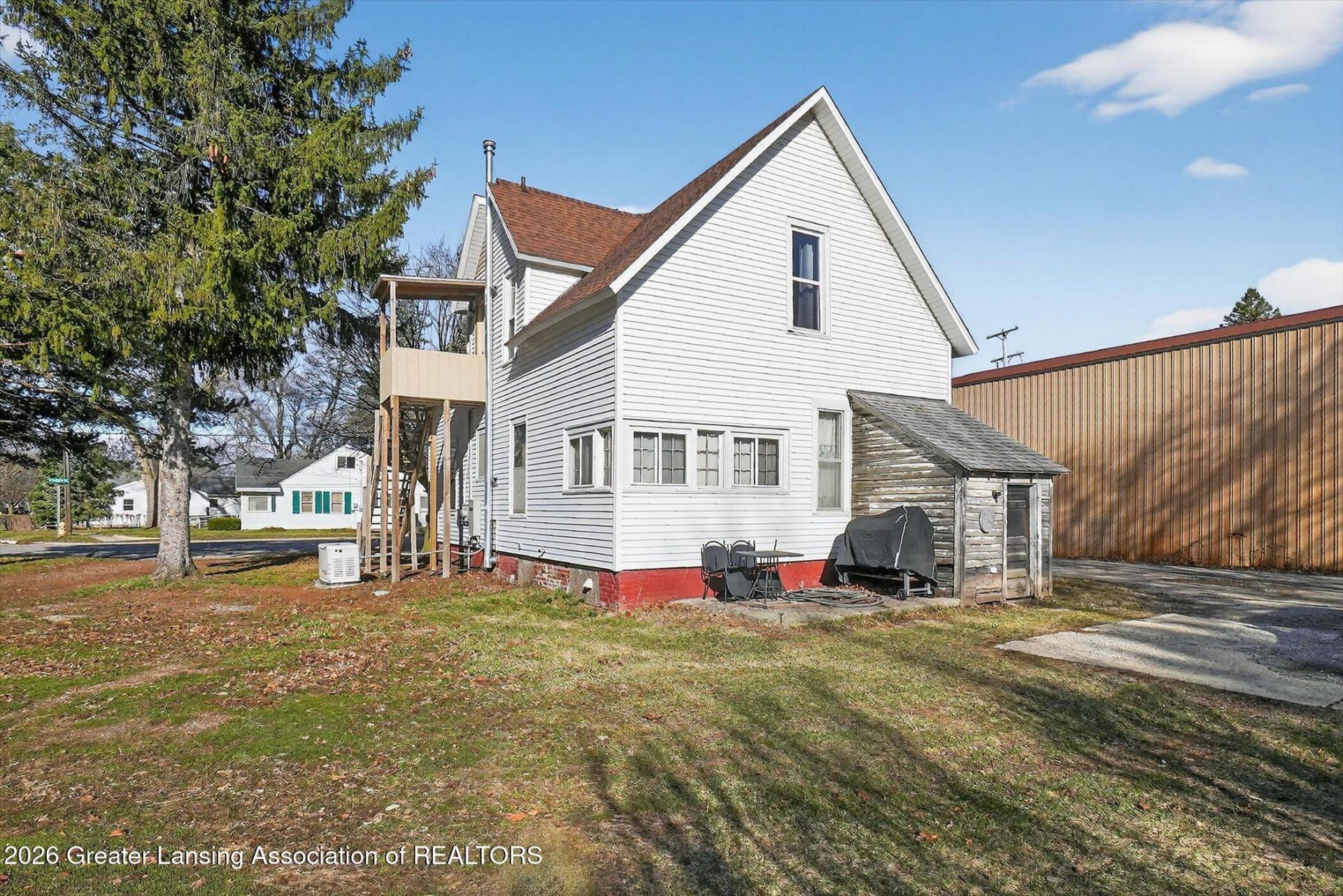 317 S Gould Street, Owosso, MI 48867 Main Photo