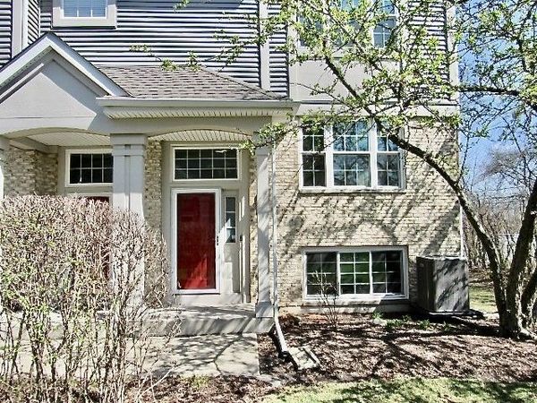 2667 Woodmere Drive, Unit 2667, Darien, IL 60561