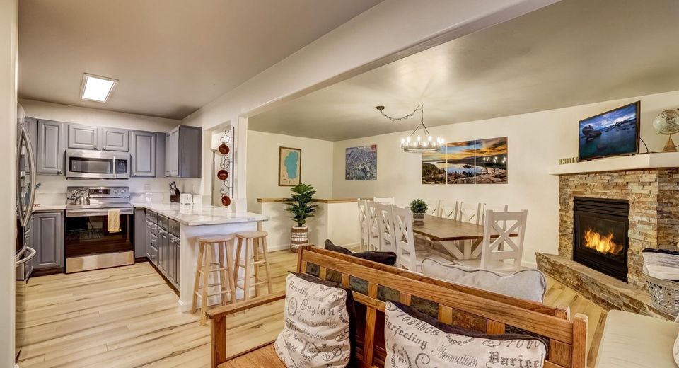 758 Milky Way Court, Unit B, Stateline, NV 89449 Photo