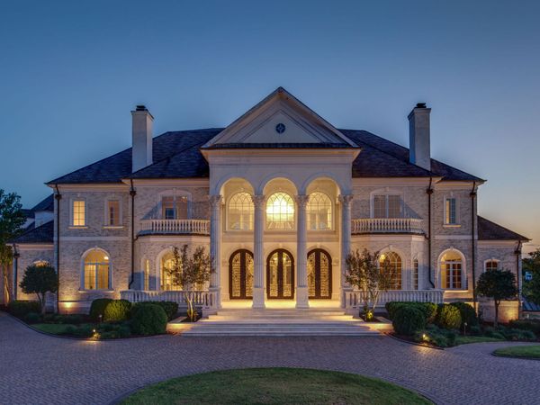 2423 Hidden River Ln, Franklin, TN 37069