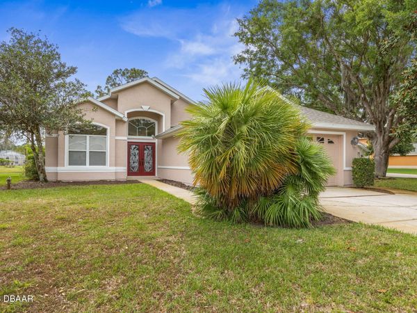 60 Villa Lago Lane, Ormond Beach, FL 32174