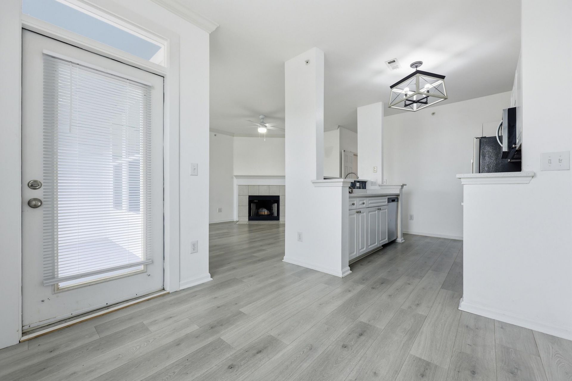 130 River Landing Drive Photo 12