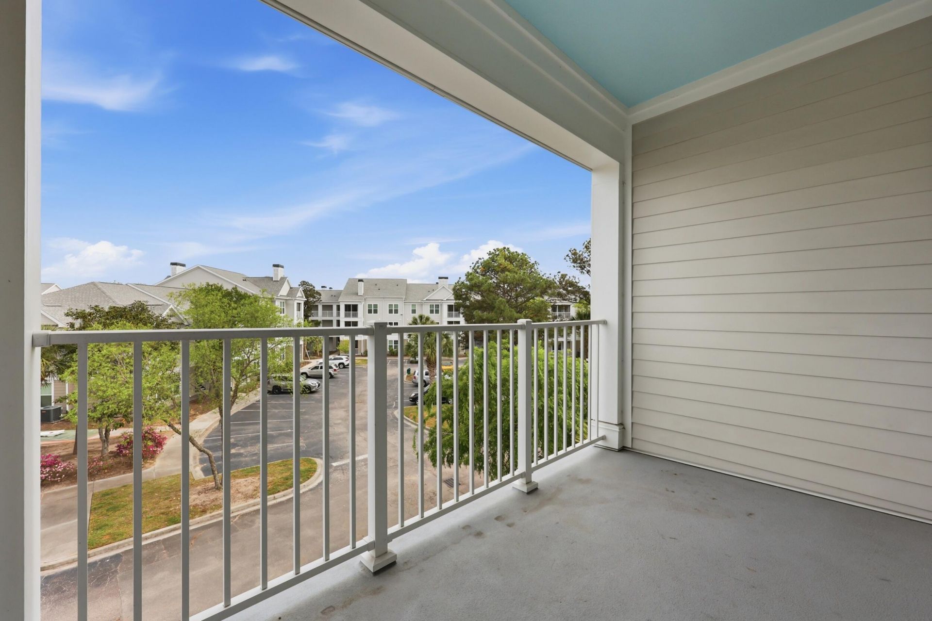 130 River Landing Drive Photo 13