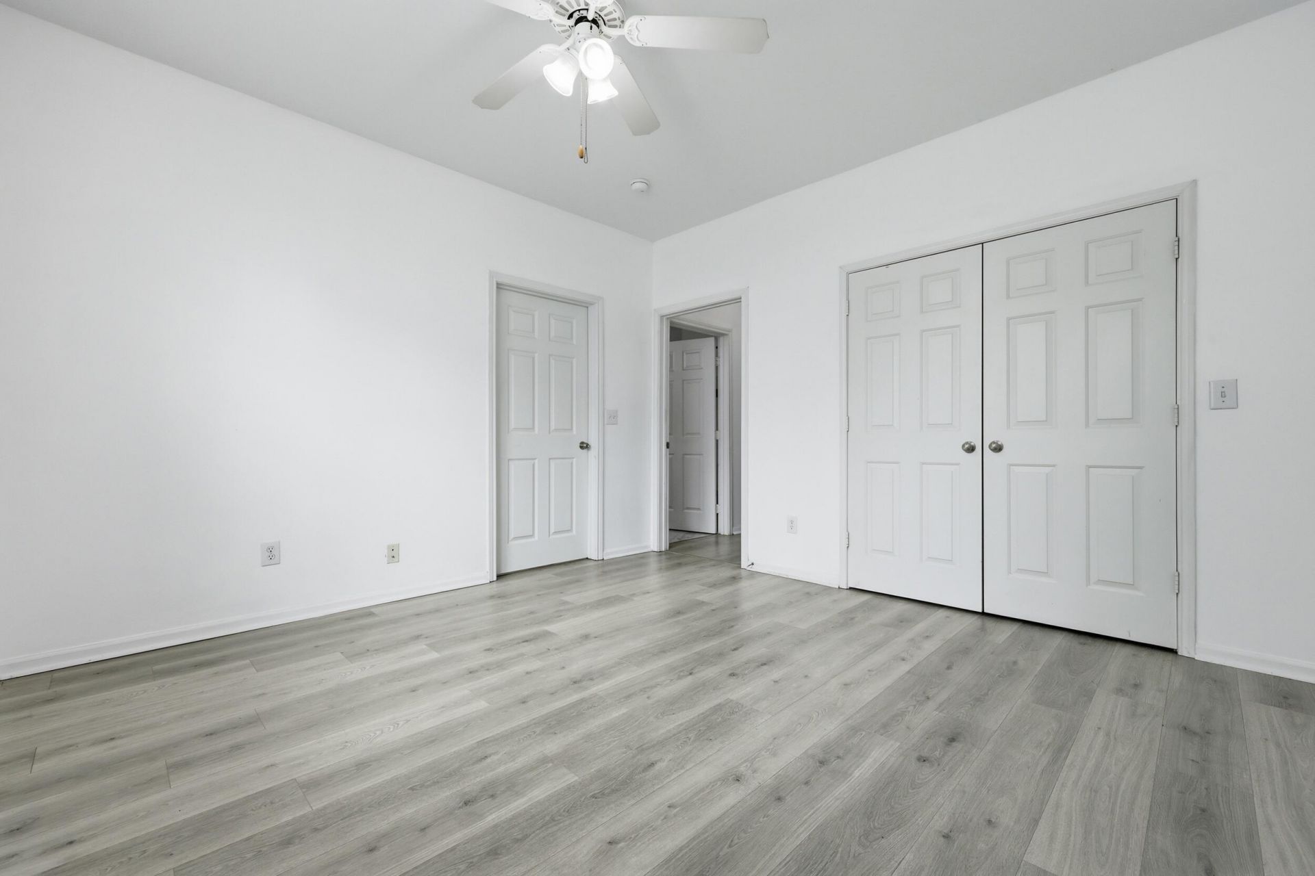 130 River Landing Drive Photo 16