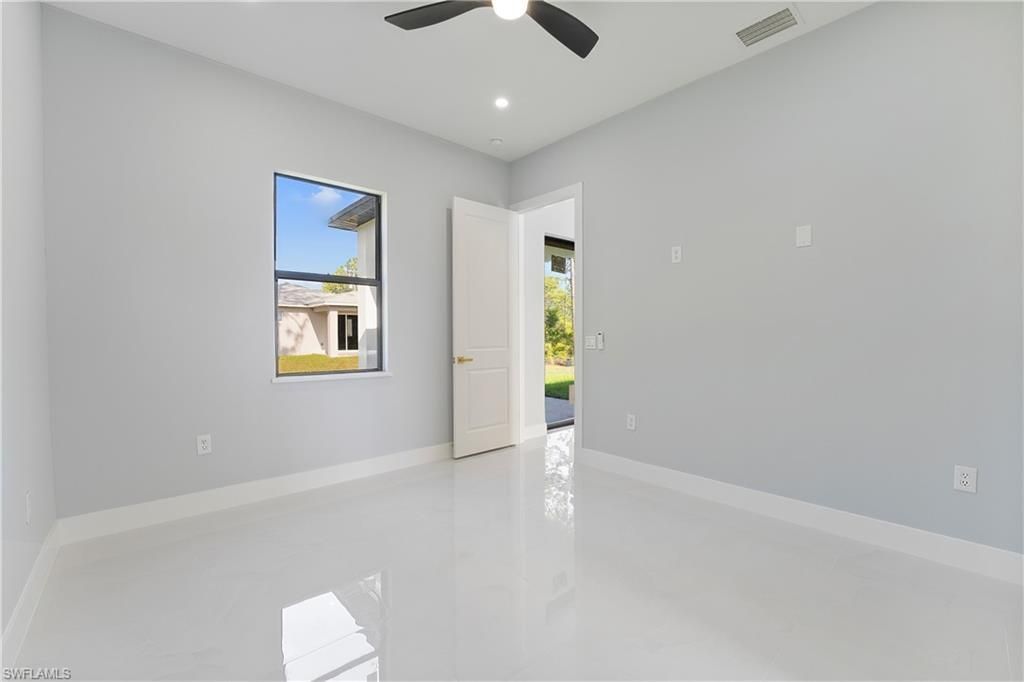 320 Loire Ave S, Lehigh Acres, FL 33974 Photo