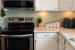 1201 Sycamore Avenue photo 4