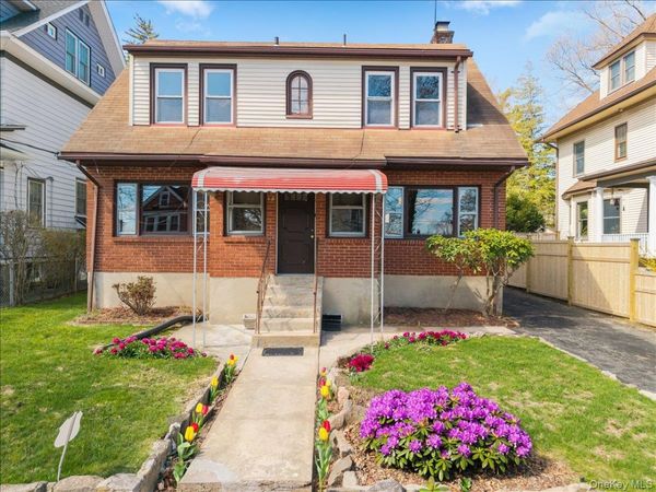 18 Faneuil Place , New Rochelle, NY 10801