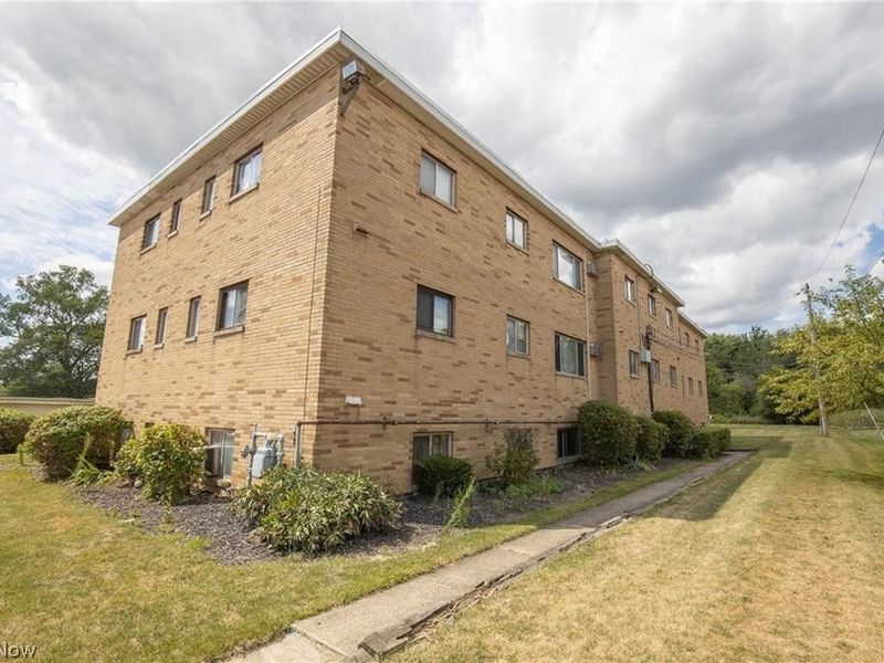 5200 Royalton Road, Unit C4, North Royalton, OH 44133 Photo 3