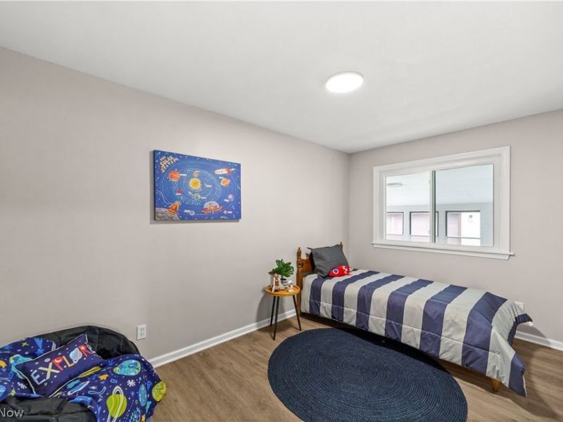 7377 Greenleaf Avenue, Parma, OH 44130 Photo 18