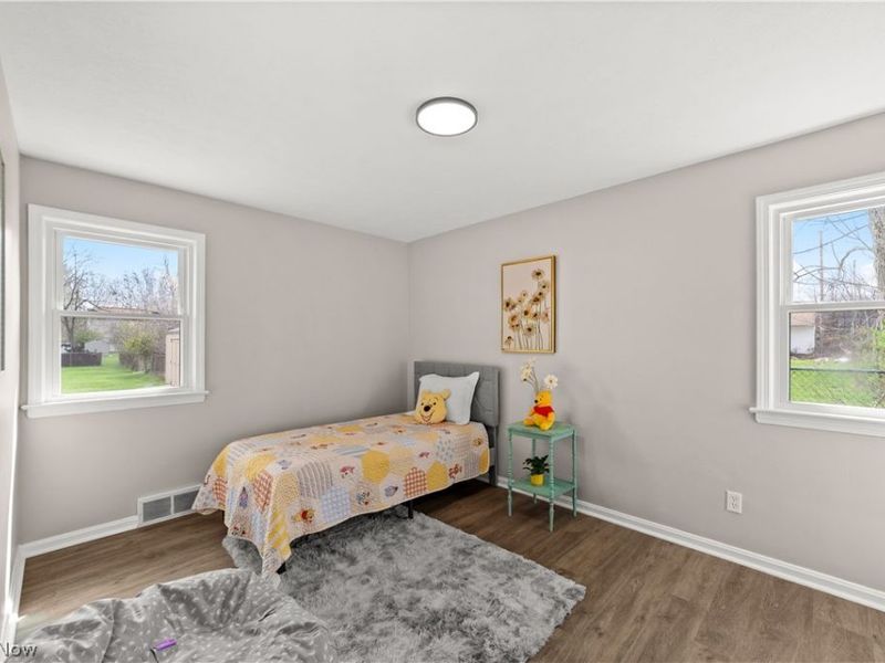 7377 Greenleaf Avenue, Parma, OH 44130 Photo 19