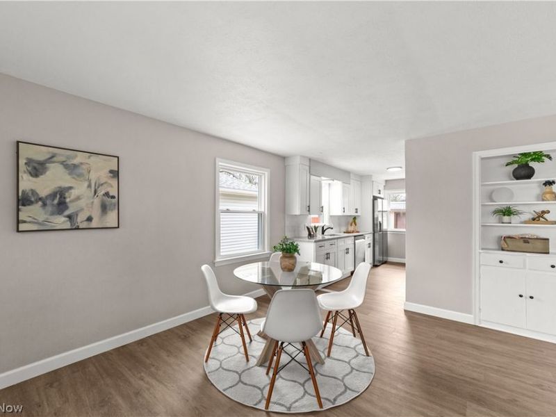 7377 Greenleaf Avenue, Parma, OH 44130 Photo 9