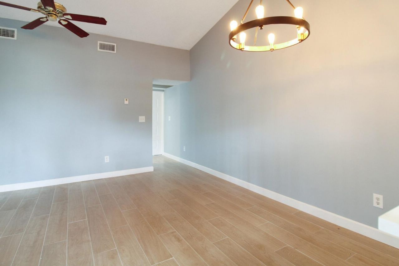 960 N Franklin Avenue, Unit 960d, Homestead, FL 33034 Photo