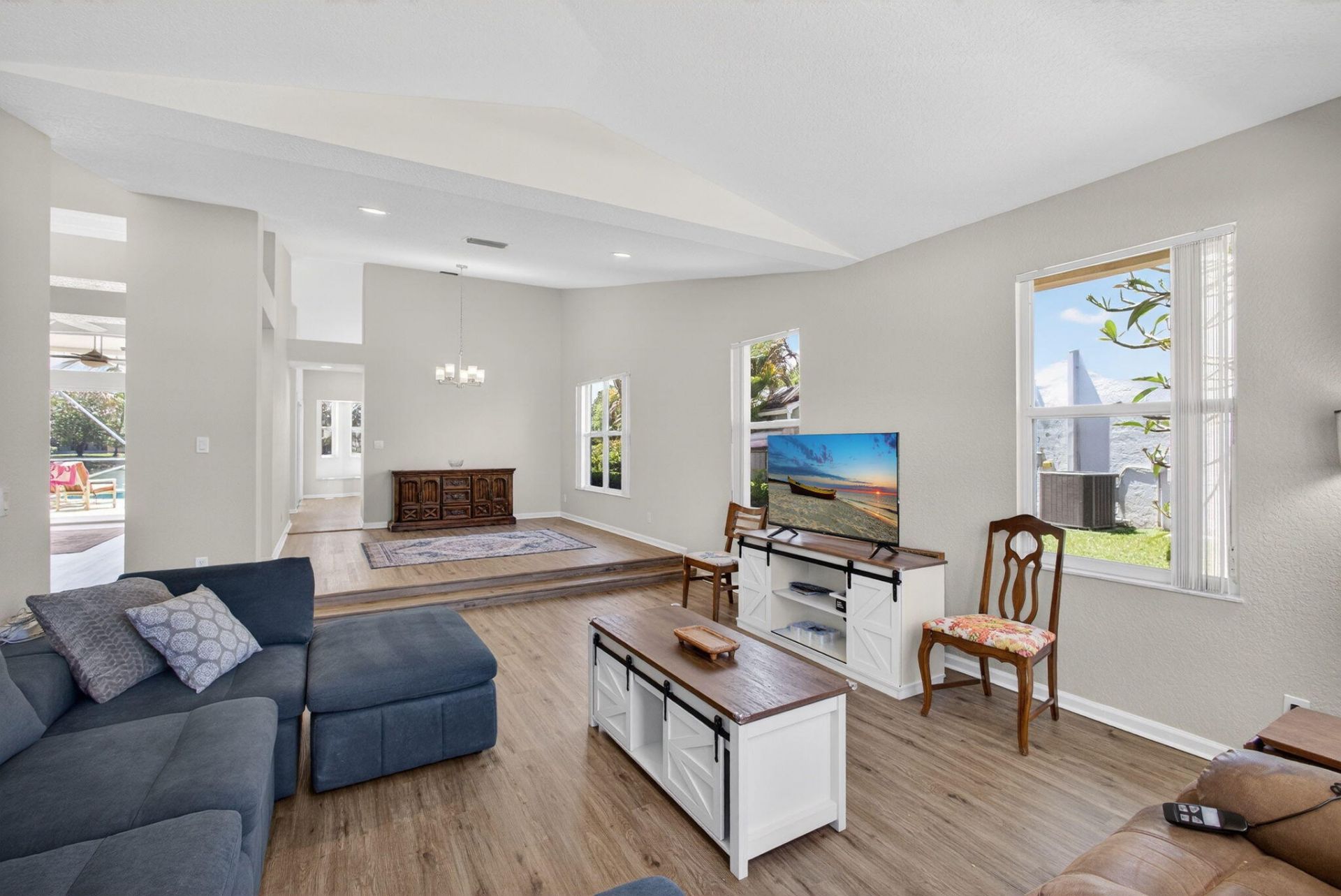 115 Waterway Road, Royal Palm Beach, FL 33411 Photo