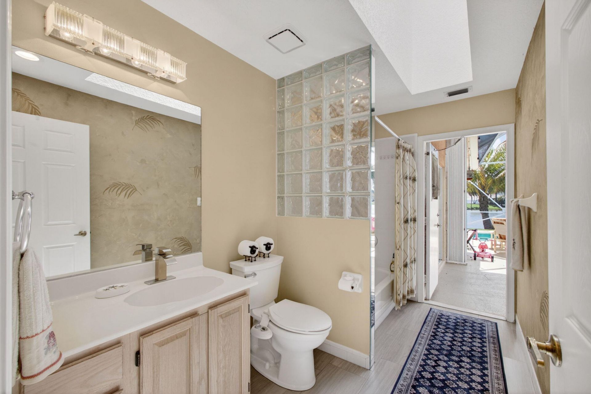 115 Waterway Road, Royal Palm Beach, FL 33411 Photo