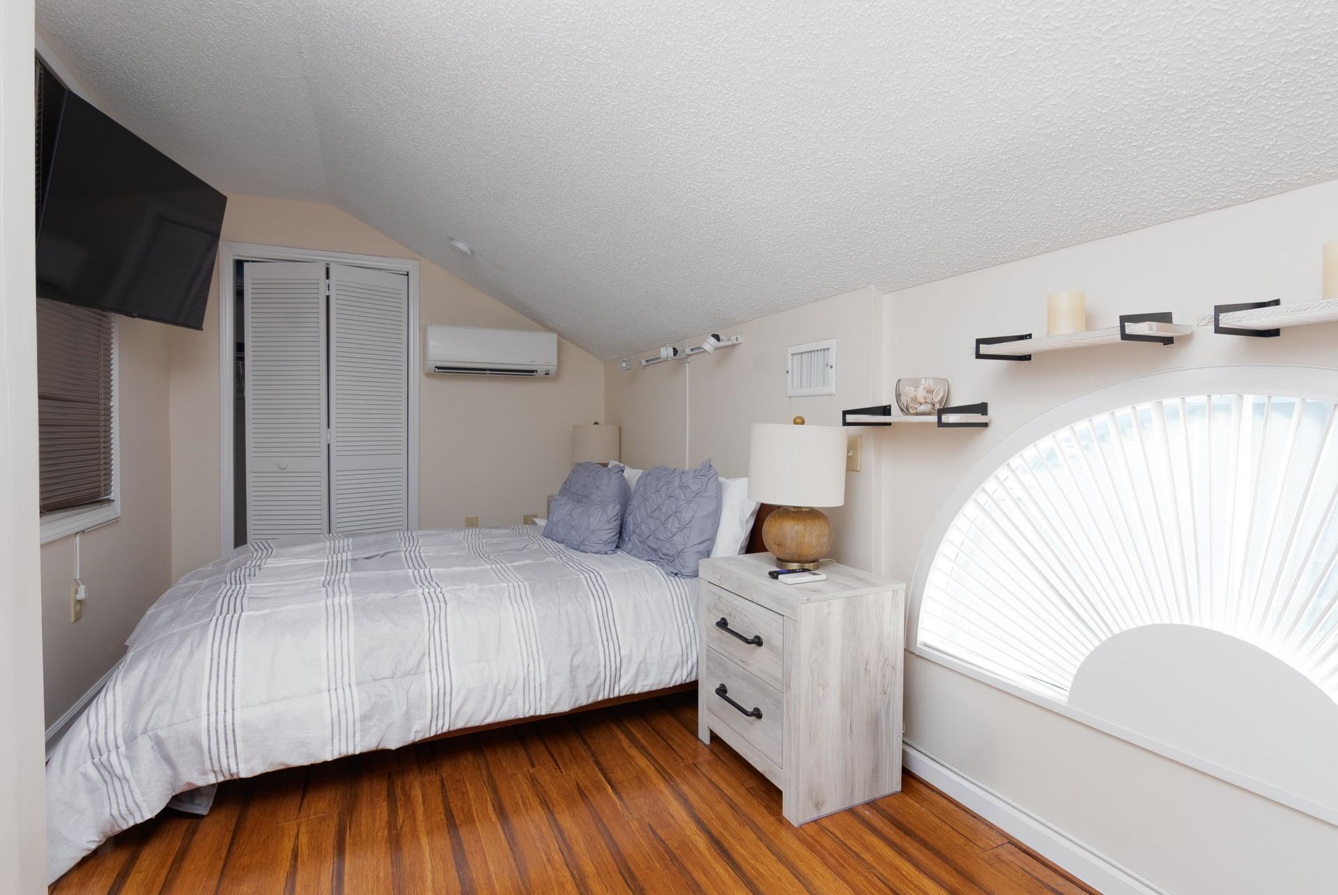 311 Cumberland Terrace Dr. Photo 36