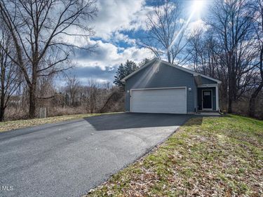 56 Meadowbrook Road, Queensbury, NY 12804