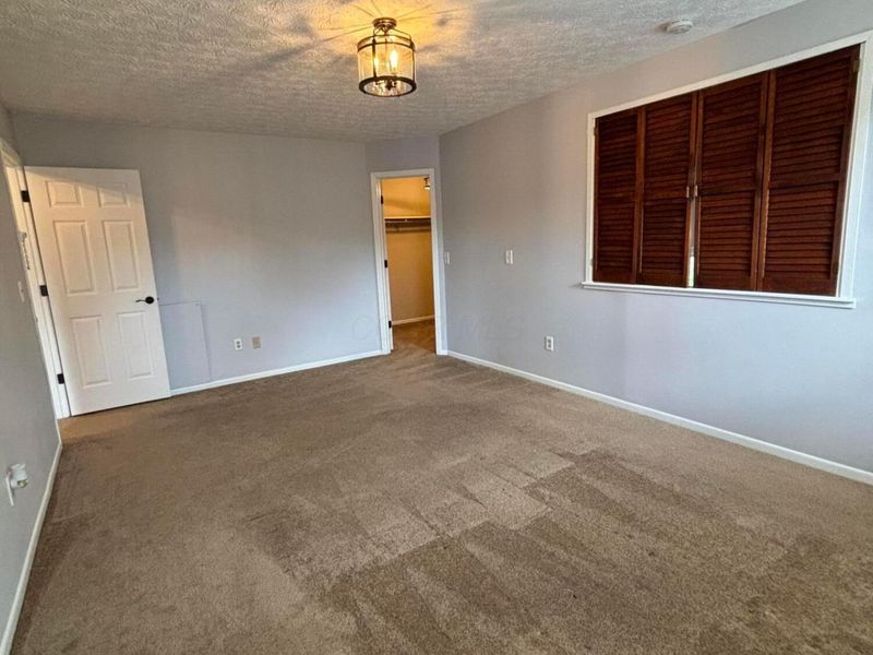 3176 Westmills Drive, Columbus, OH 43204 Photo 12