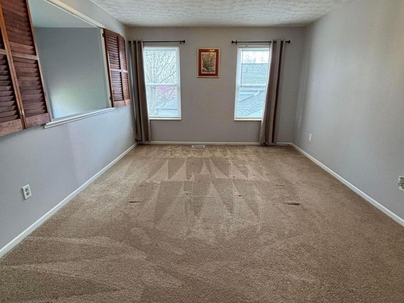 3176 Westmills Drive, Columbus, OH 43204 Photo 13