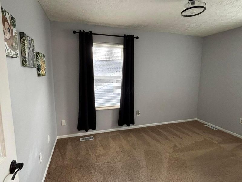 3176 Westmills Drive, Columbus, OH 43204 Photo 17