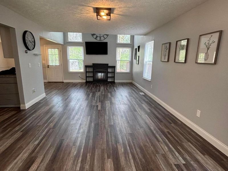 3176 Westmills Drive, Columbus, OH 43204 Photo 7