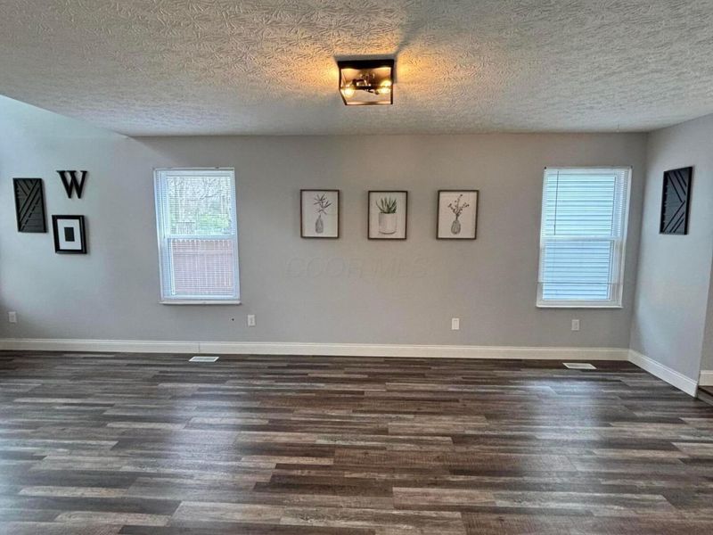 3176 Westmills Drive, Columbus, OH 43204 Photo 8