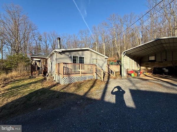 37 ADVENT DRIVE , AUGUSTA, WV 26704