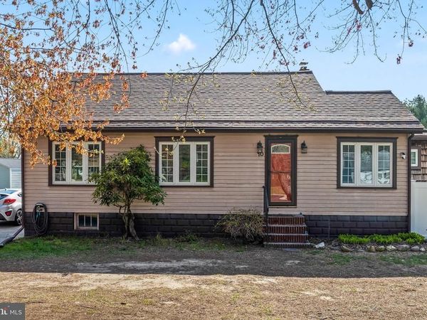 10 S HOOK ROAD, PENNSVILLE, NJ 08070