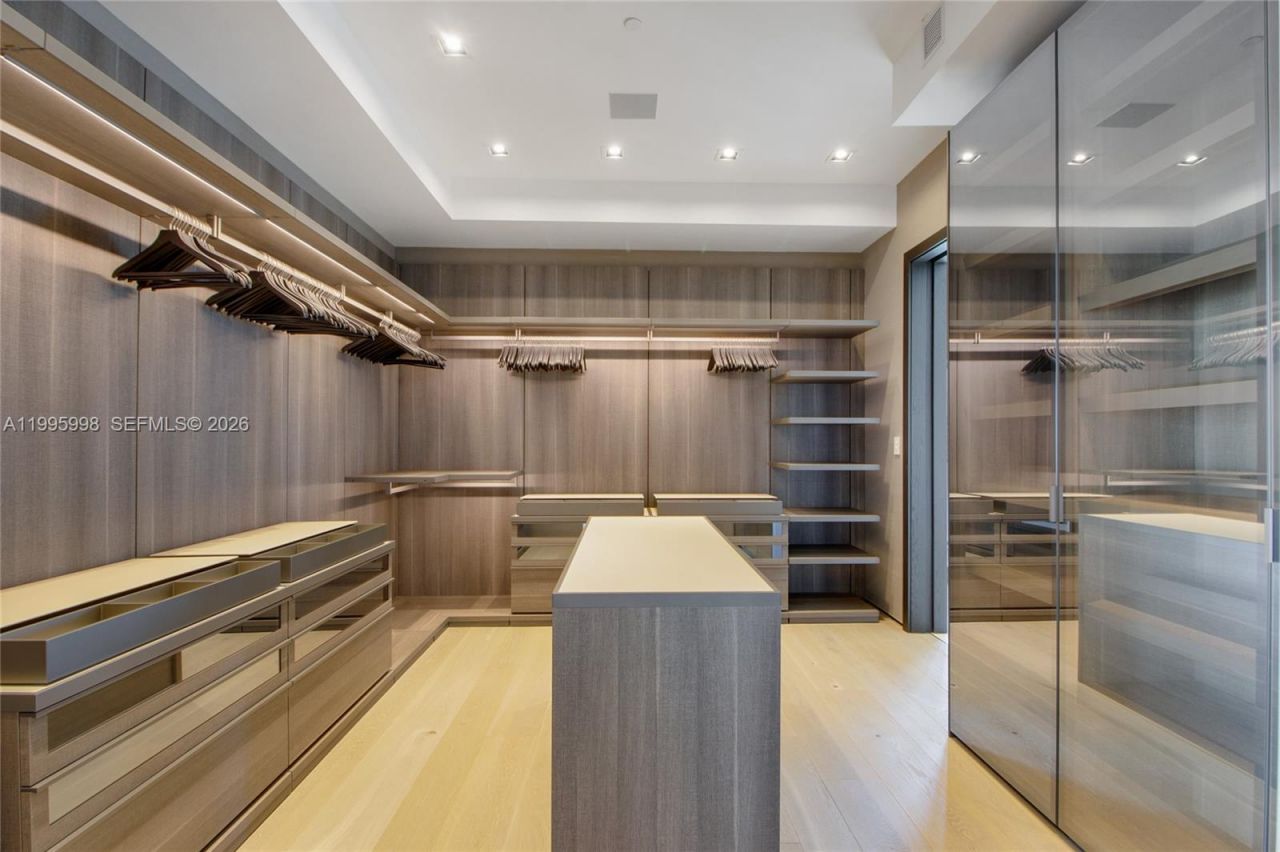 1451 Brickell Ave, Unit 4301, Miami, FL 33131 Photo