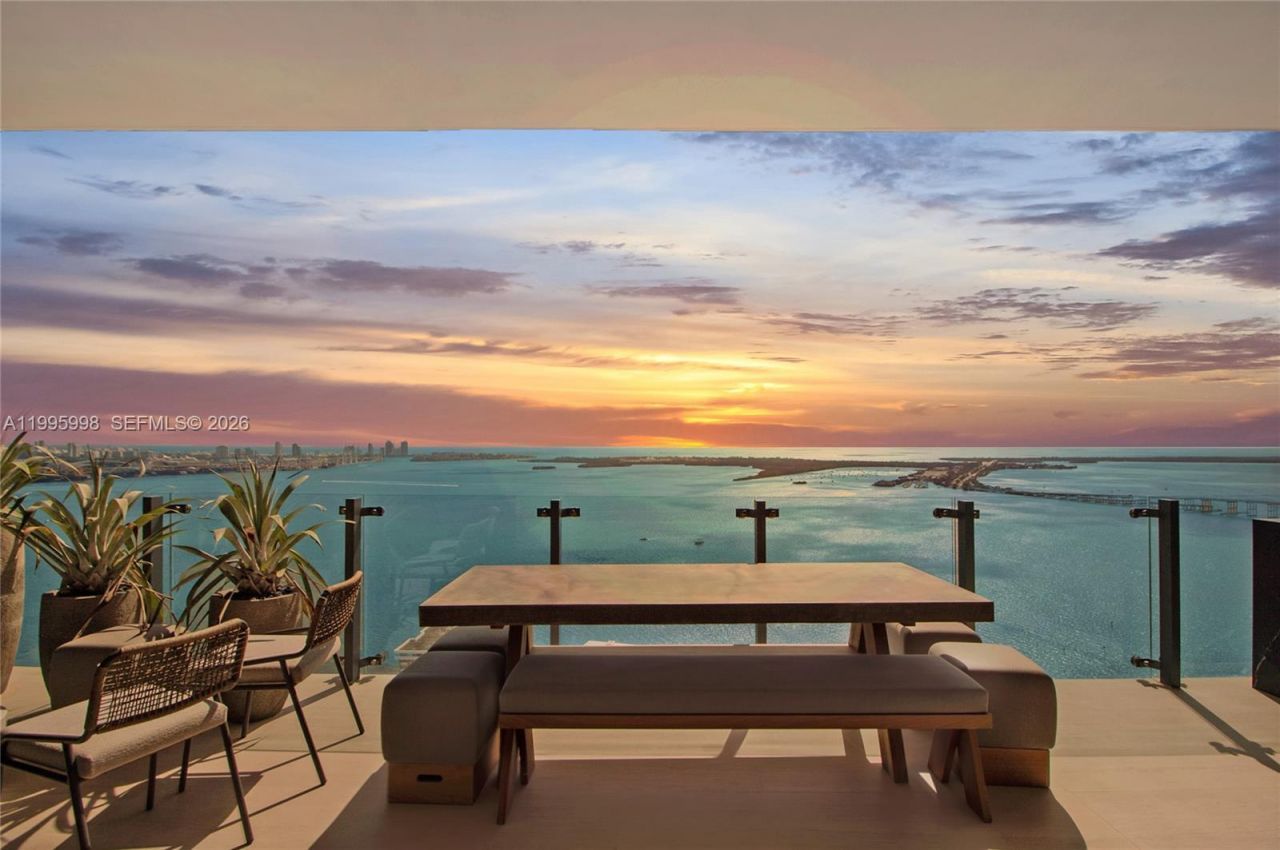 1451 Brickell Ave, Unit 4301, Miami, FL 33131 Photo