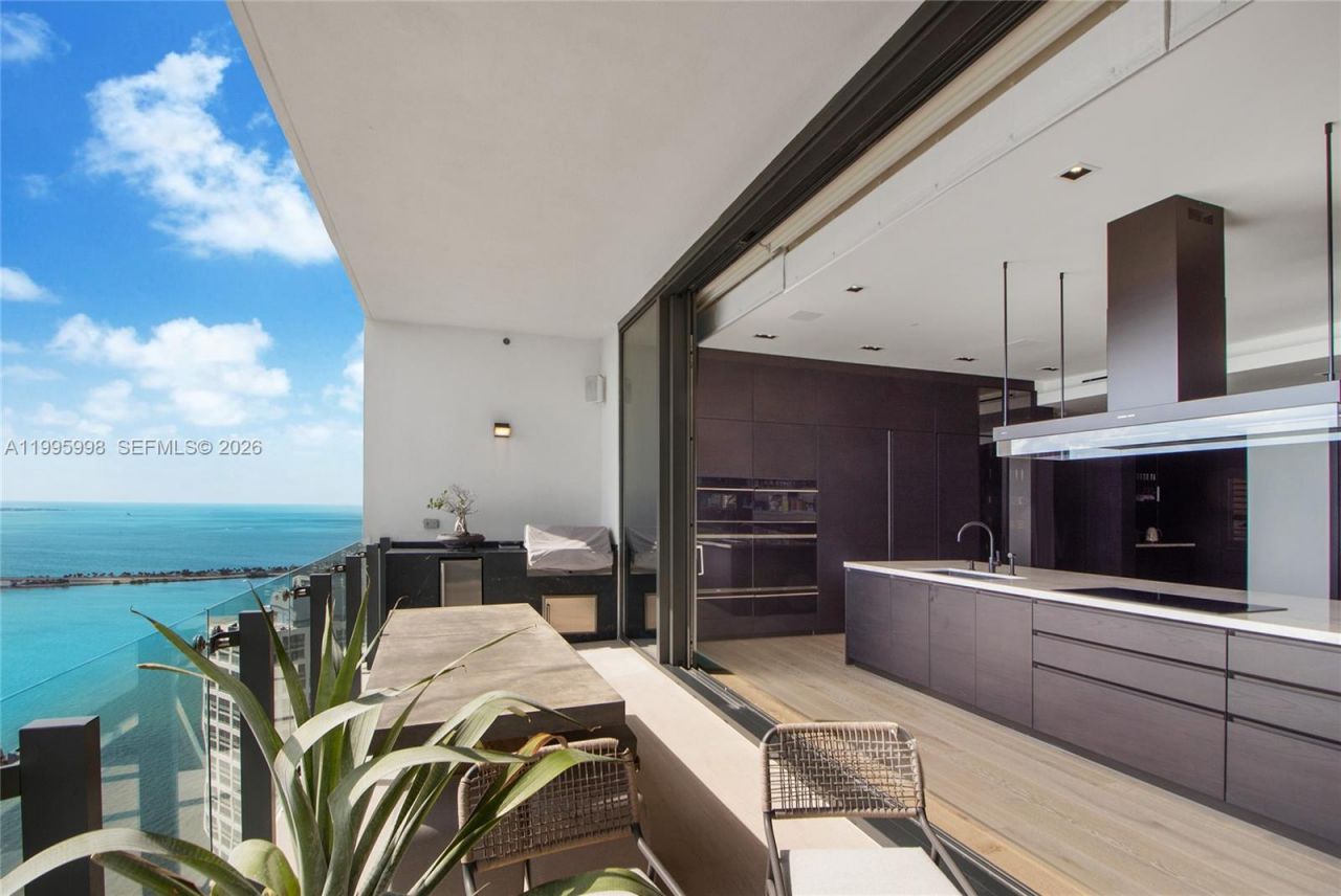 1451 Brickell Ave, Unit 4301, Miami, FL 33131 Photo