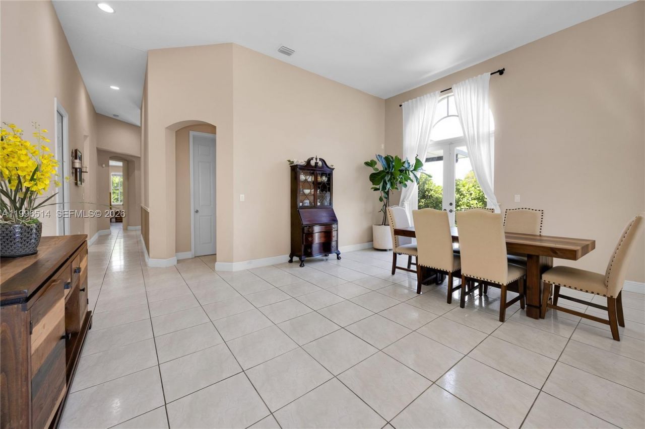 16000 SW 91st Ct, Palmetto Bay, FL 33157 Photo
